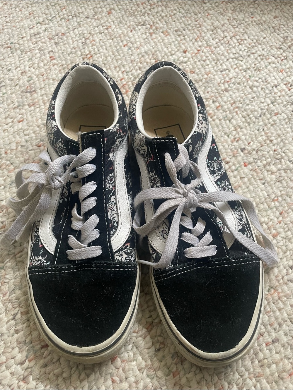 Vans Black and White skull print shoes